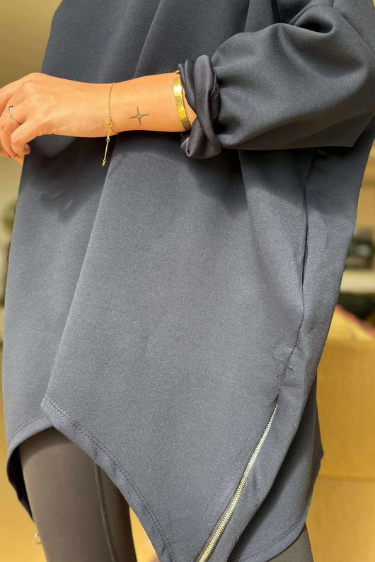 The Soft Tech Jersey Zippy Sweatshirt Navy